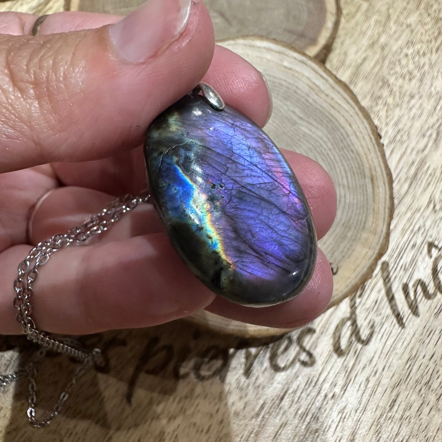 Pendentif Labradorite – Protection, Intuition et Bouclier énergétique (REF 37)