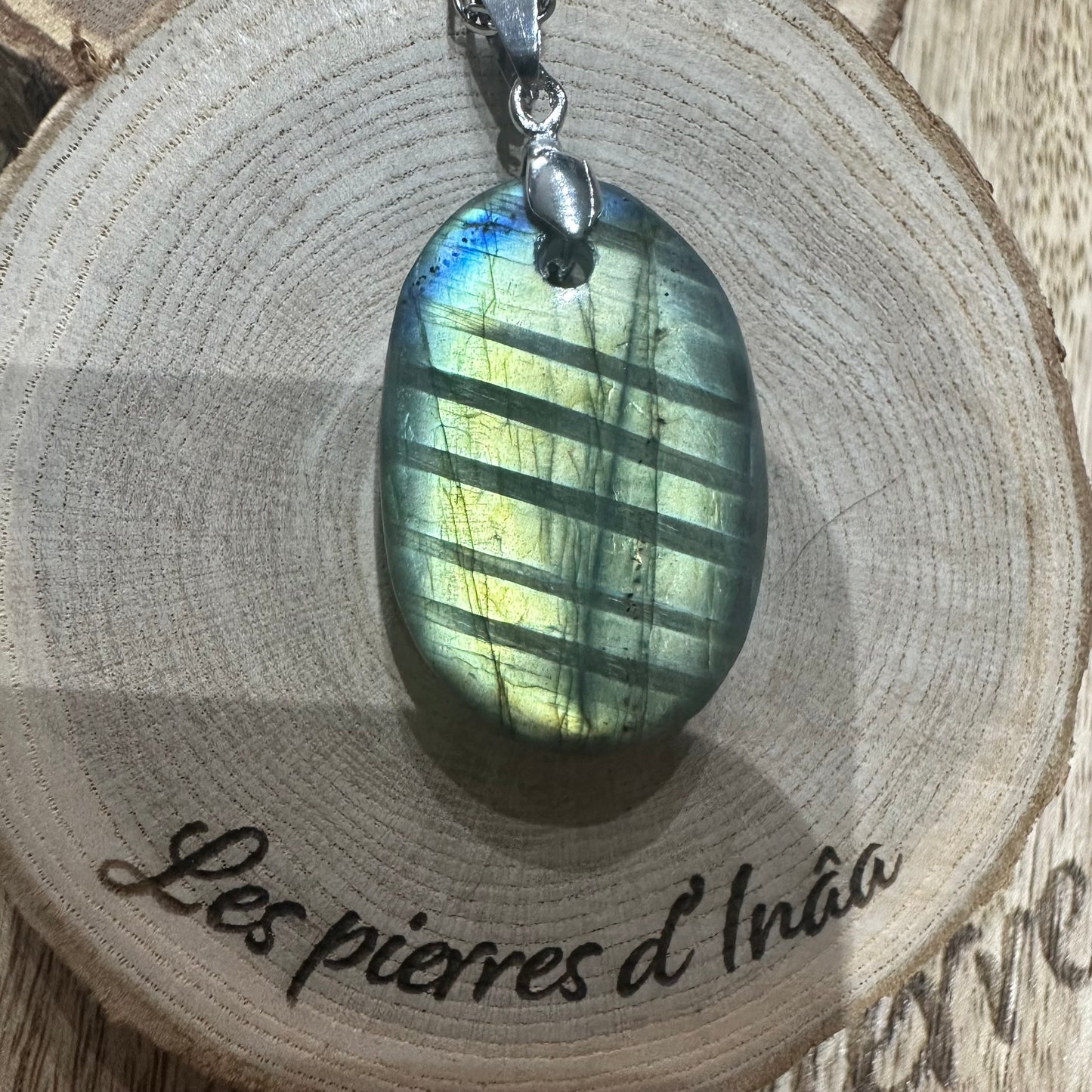 Pendentif Labradorite – Protection, Intuition et Bouclier énergétique (REF 9)