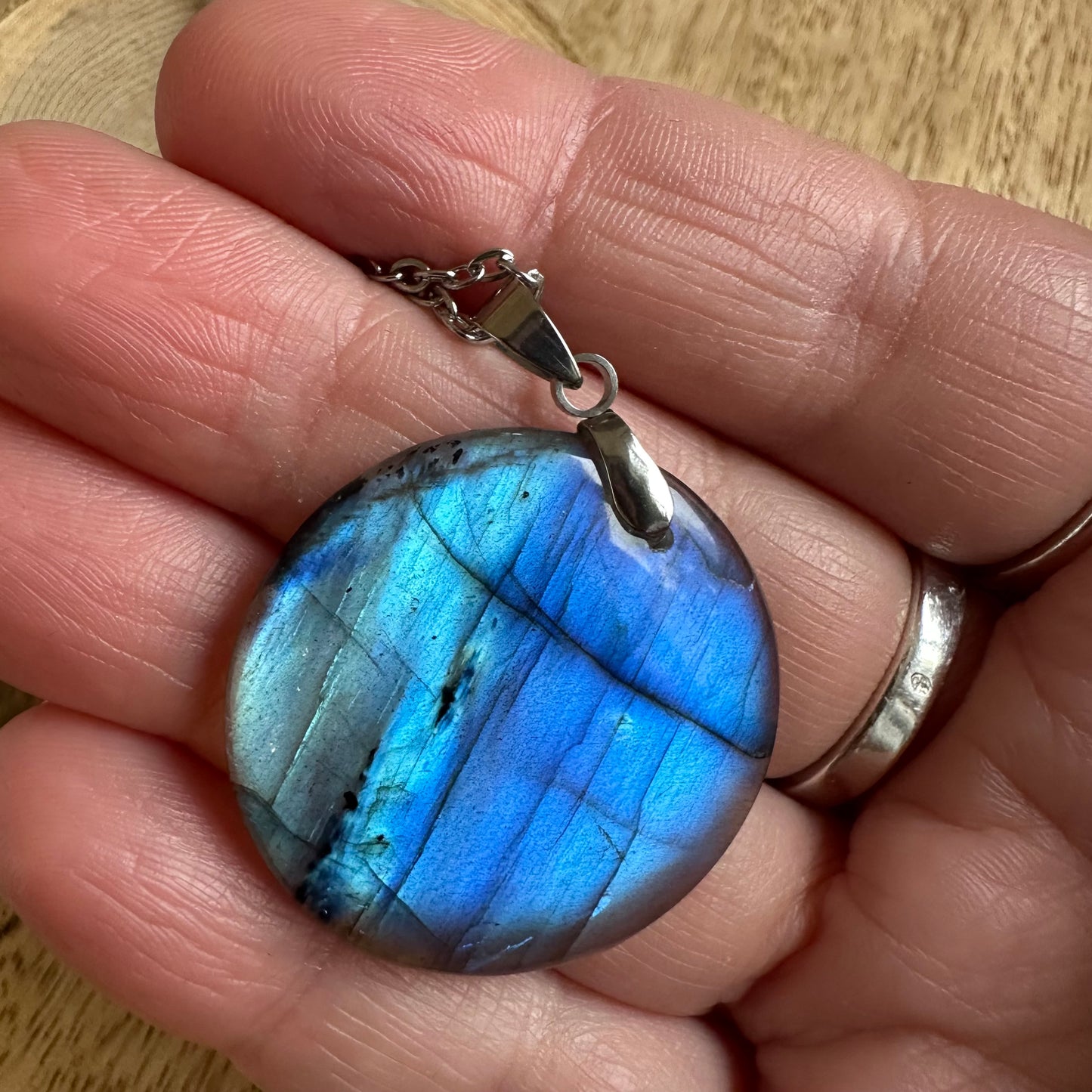 Pendentif Labradorite – Protection, Intuition et Bouclier énergétique (REF 348)