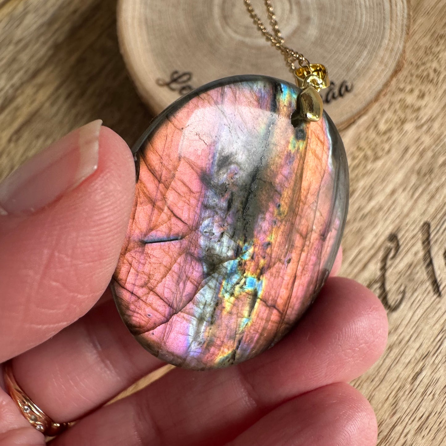 Pendentif Labradorite – Protection, Intuition et Bouclier énergétique (REF 260)