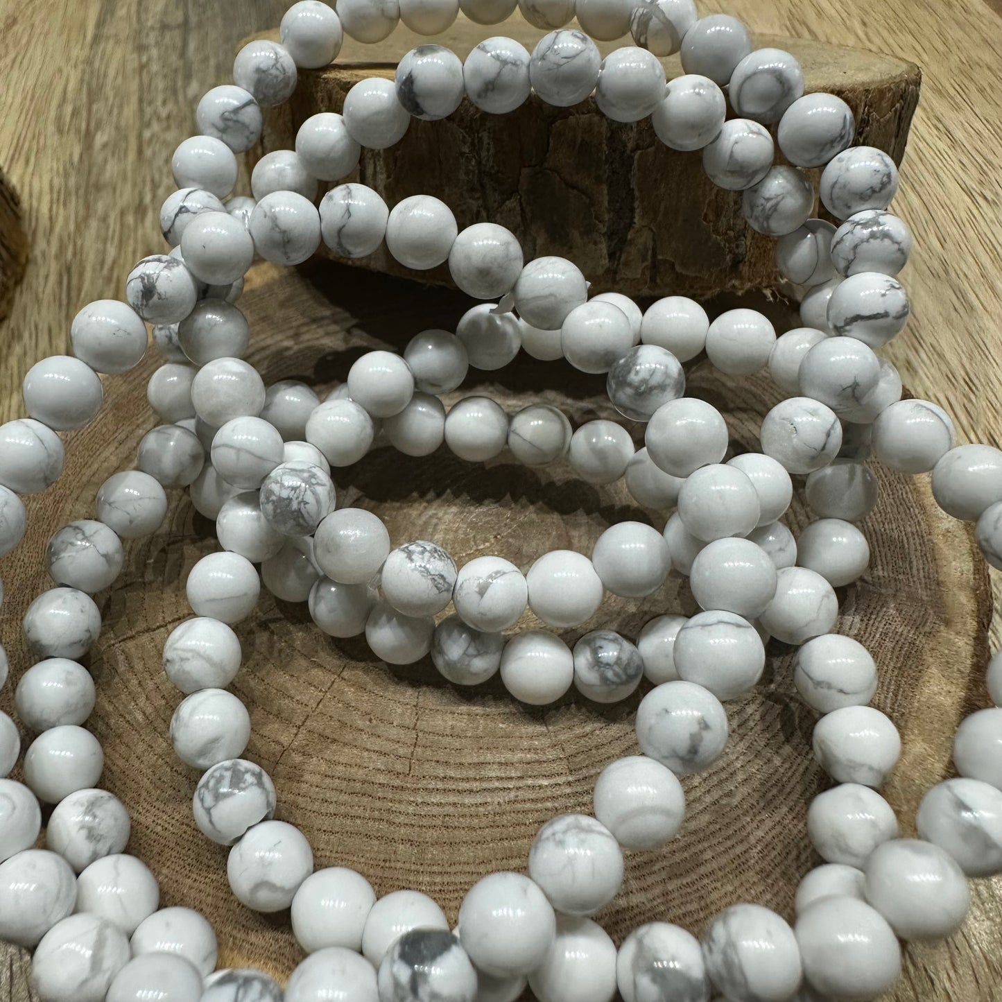 Bracelet Howlite 6mm ( Qualité A)