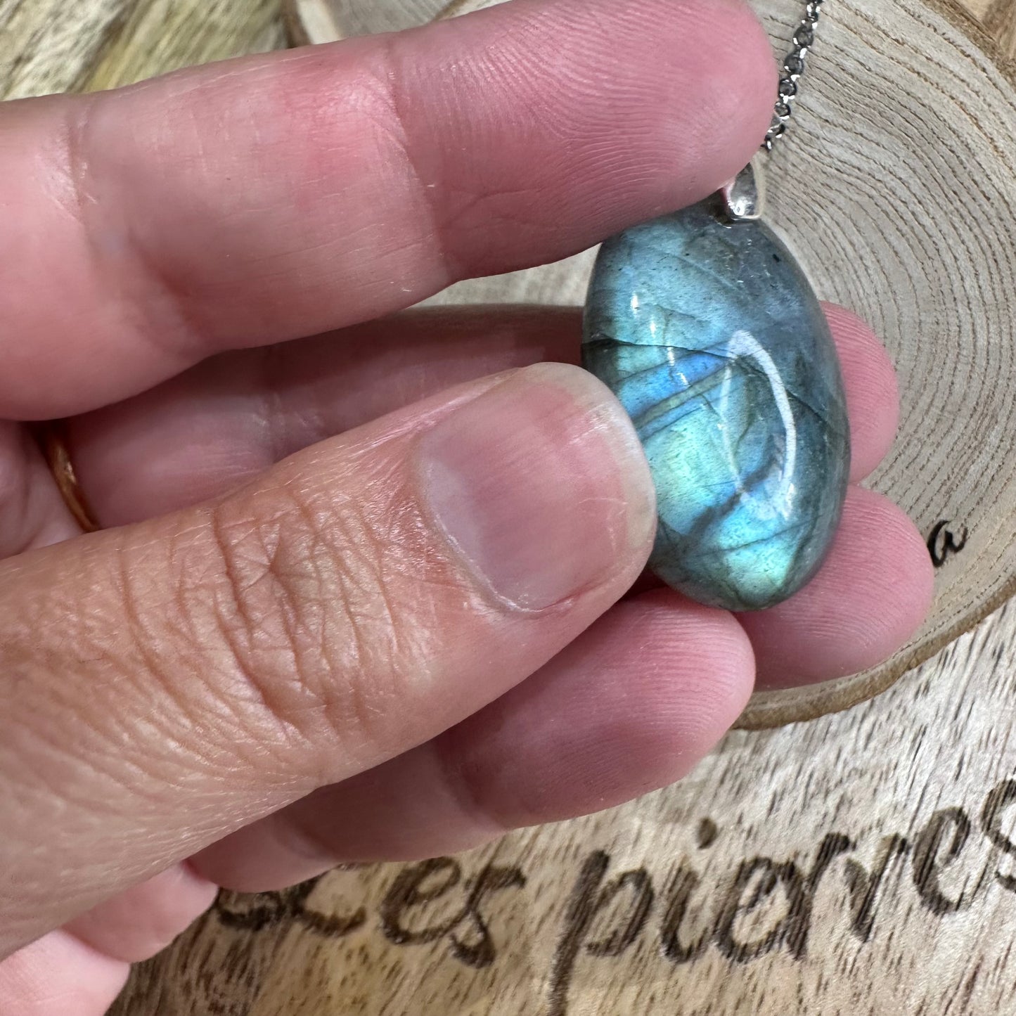 Pendentif Labradorite – Protection, Intuition et Bouclier énergétique (REF 146)