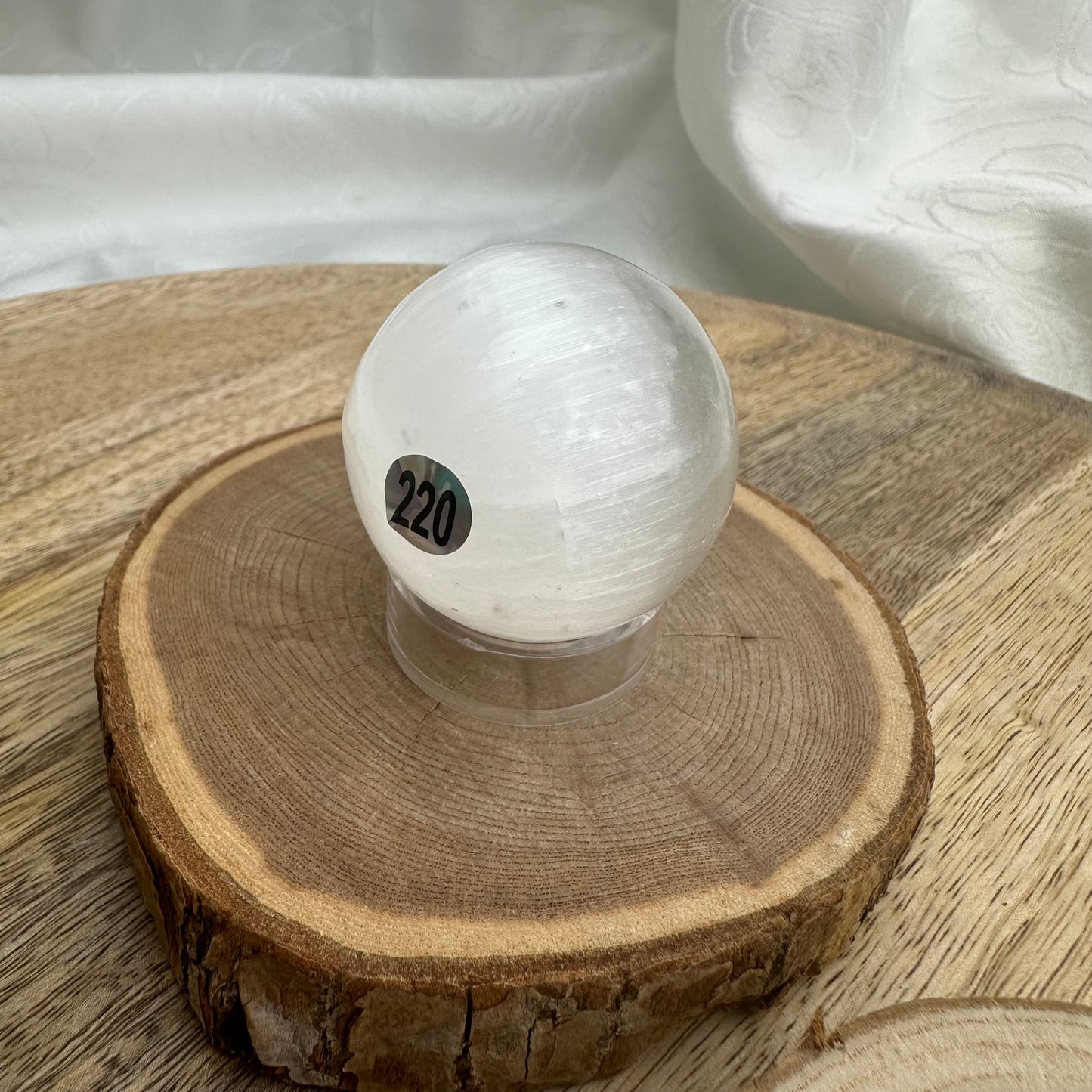 Mini Sphère Sélénite – Apaisement & purification vibratoire (Réf. 220)