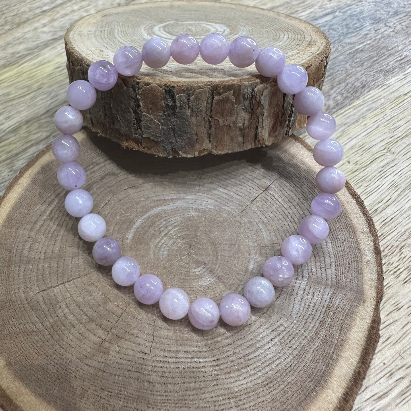 Bracelet Kunzite du Brésil 6mm – Libération émotionnelle et Douceur du cœur (Qualité AA)