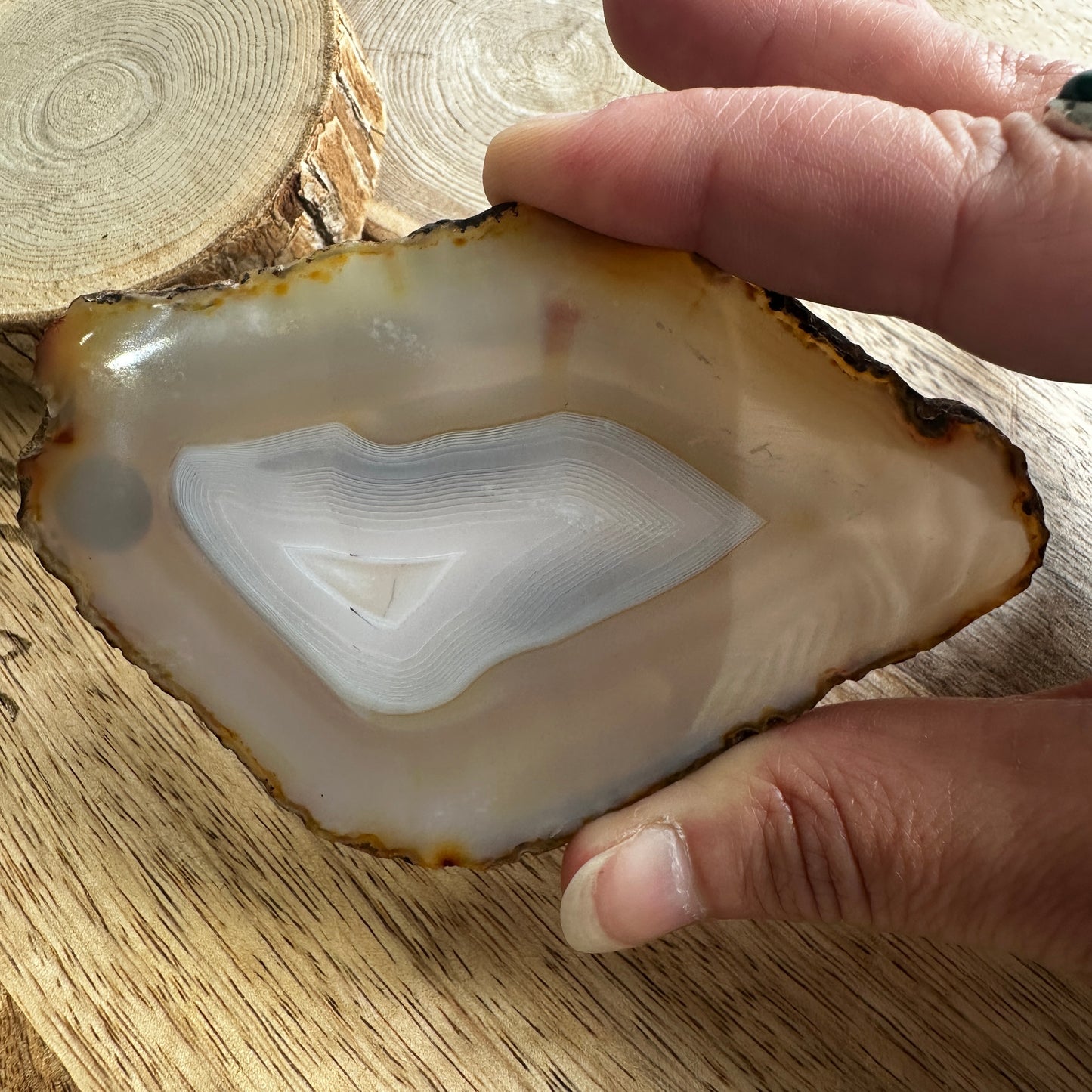 Sphère Agate – Joie de vivre et Optimisme - REF: 199