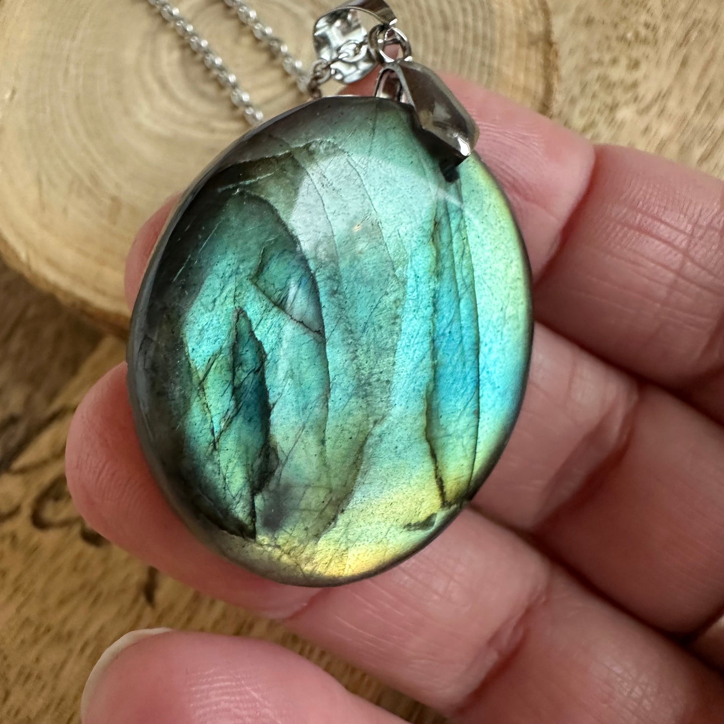 Pendentif Labradorite – Protection, Intuition et Bouclier énergétique (REF 350)