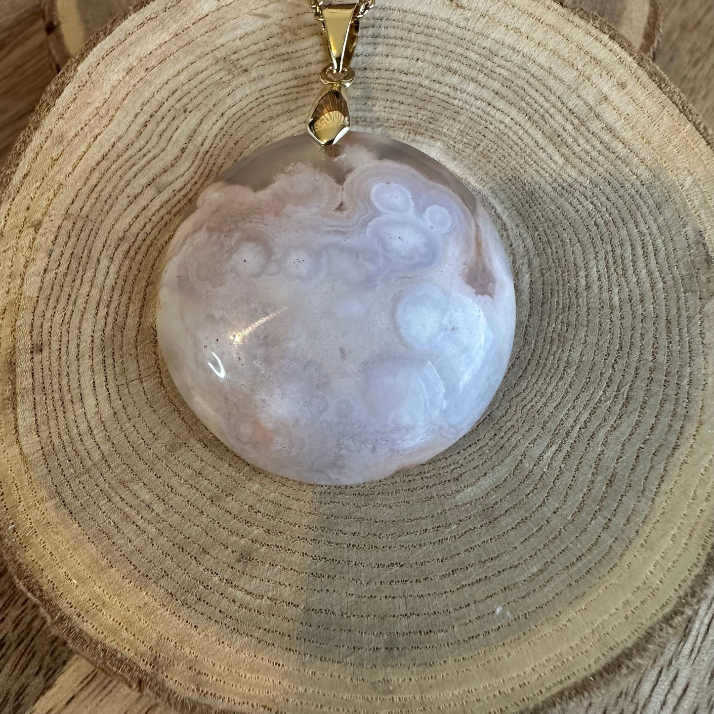 Pendentif Agate Fleur de Cerisier – Douceur, apaisement et positivité – REF 412