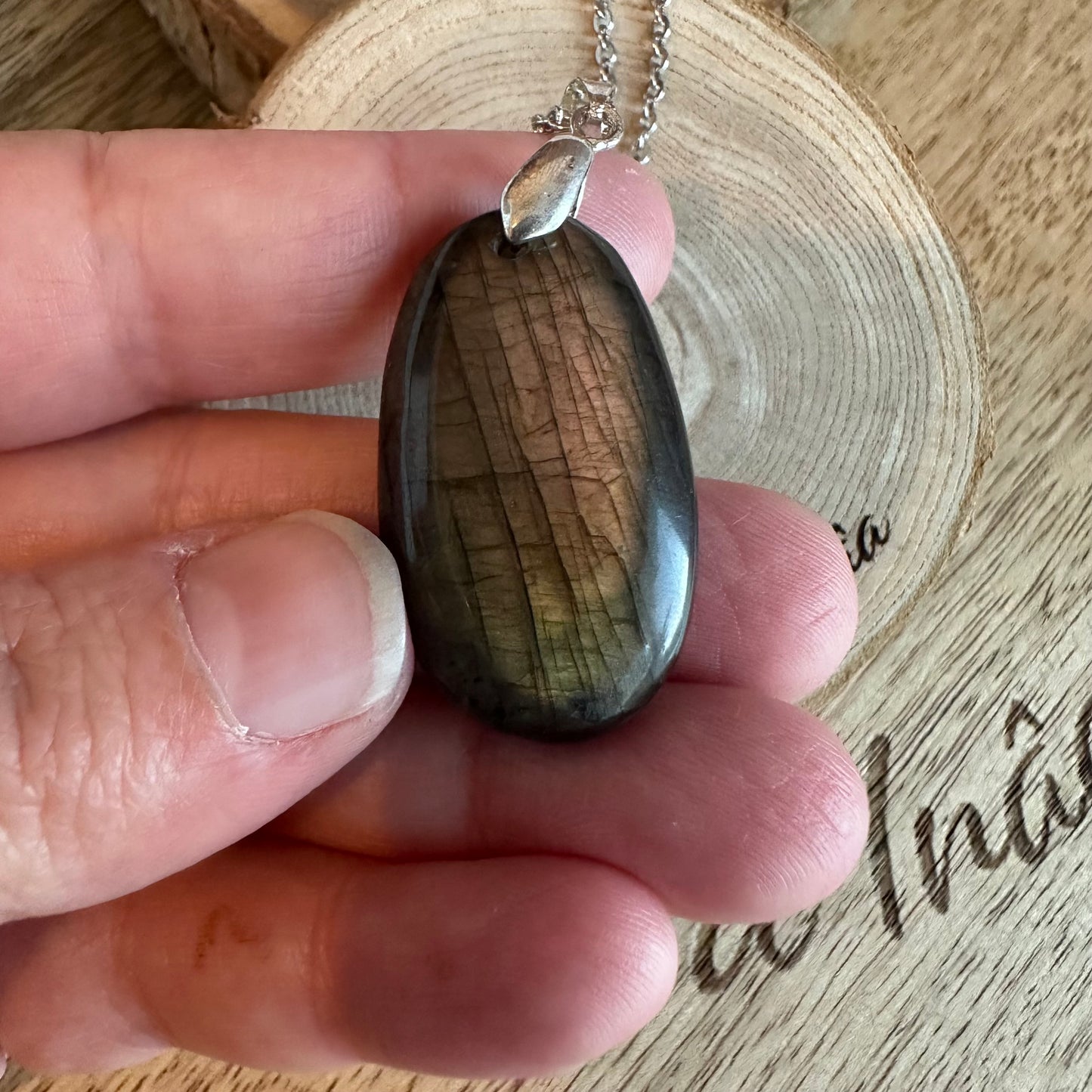 Pendentif Labradorite – Protection, Intuition et Bouclier énergétique (REF 271)