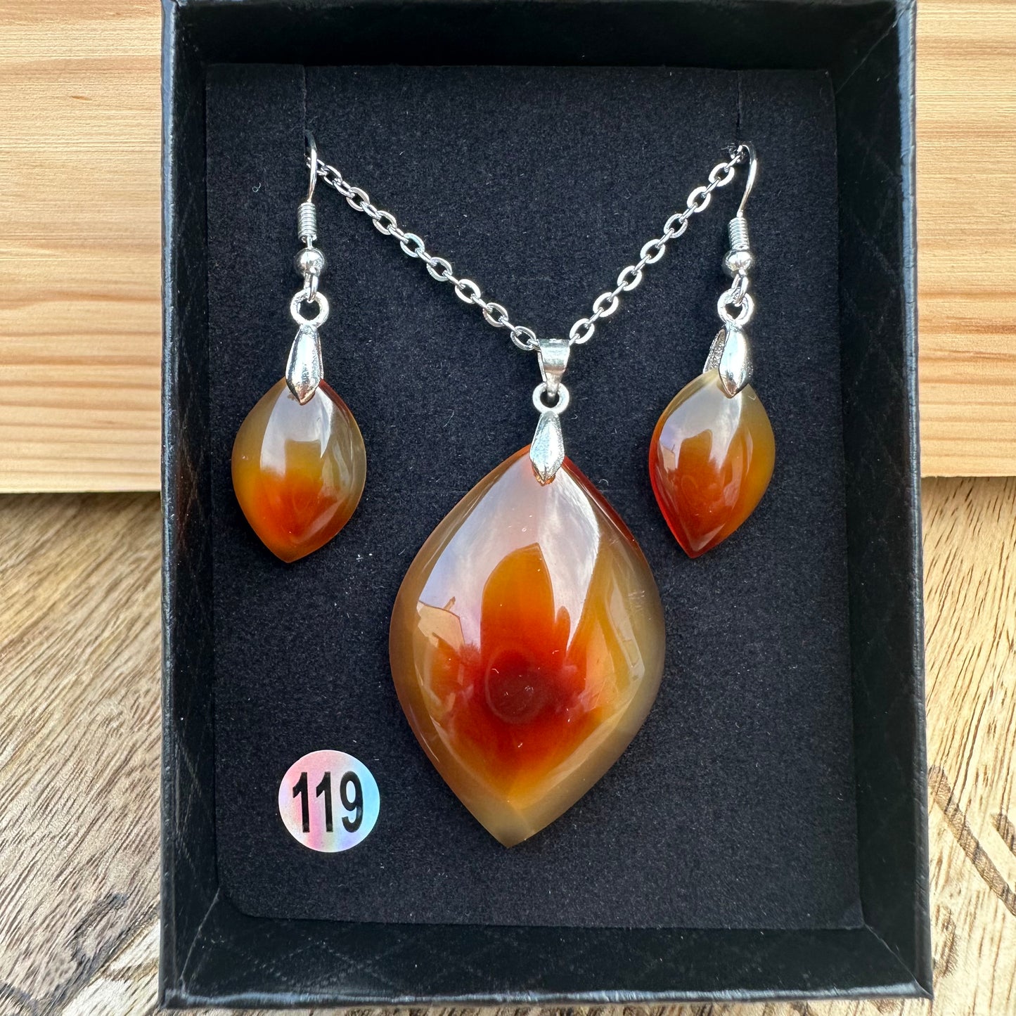 Parure Cornaline – Boucles d’oreilles & Pendentif (Réf. 119)