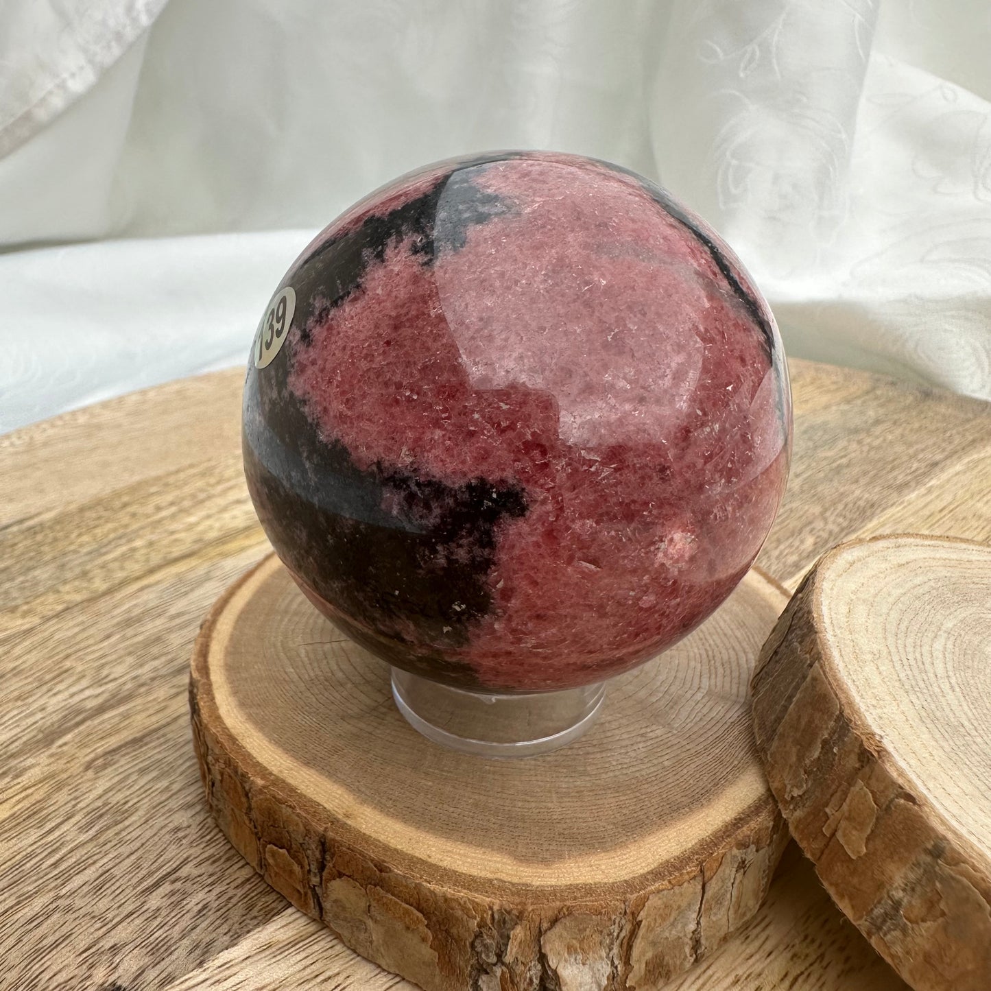 Sphère Rhodonite – Pierre d’apaisement & protection émotionnelle - REF 139 - 553gr