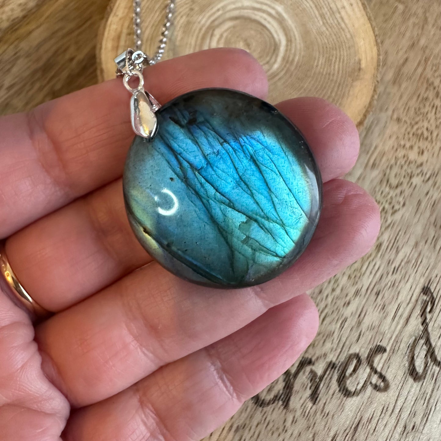 Pendentif Labradorite – Protection, Intuition et Bouclier énergétique (REF 409)