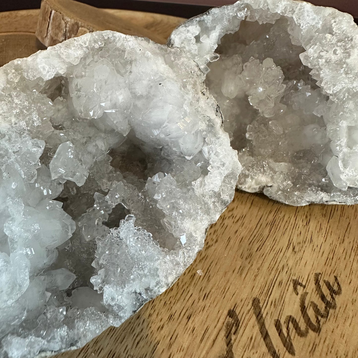 Cristal de Roche – Clarté, Énergie, Élévation Ref: 371