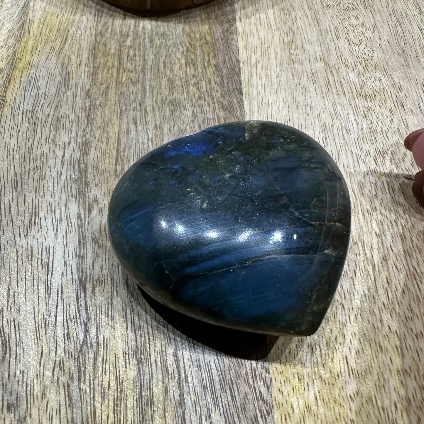 Galet cœur Labradorite 60 A 70MM (Qualité A+)