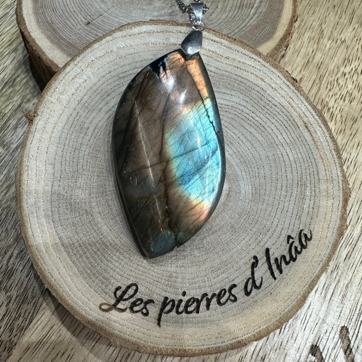 Pendentif Labradorite – Protection, Intuition et Bouclier énergétique (REF 140)