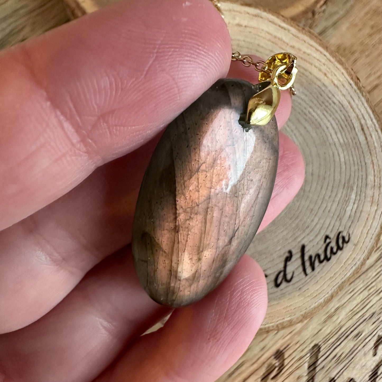 Pendentif Labradorite – Protection, Intuition et Bouclier énergétique (REF 276)