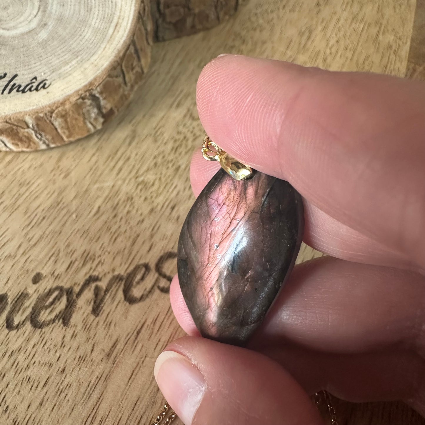 Pendentif Labradorite – Protection, Intuition et Bouclier énergétique (REF 256)