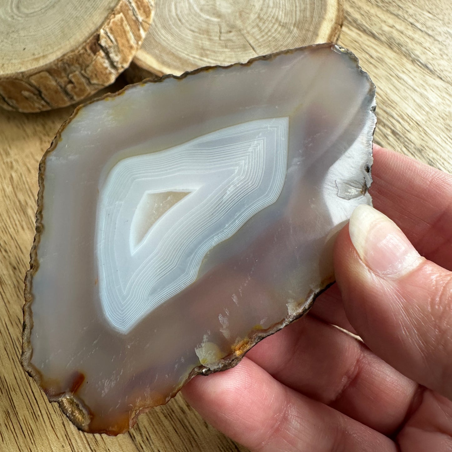 Sphère Agate – Joie de vivre et Optimisme - REF: 198