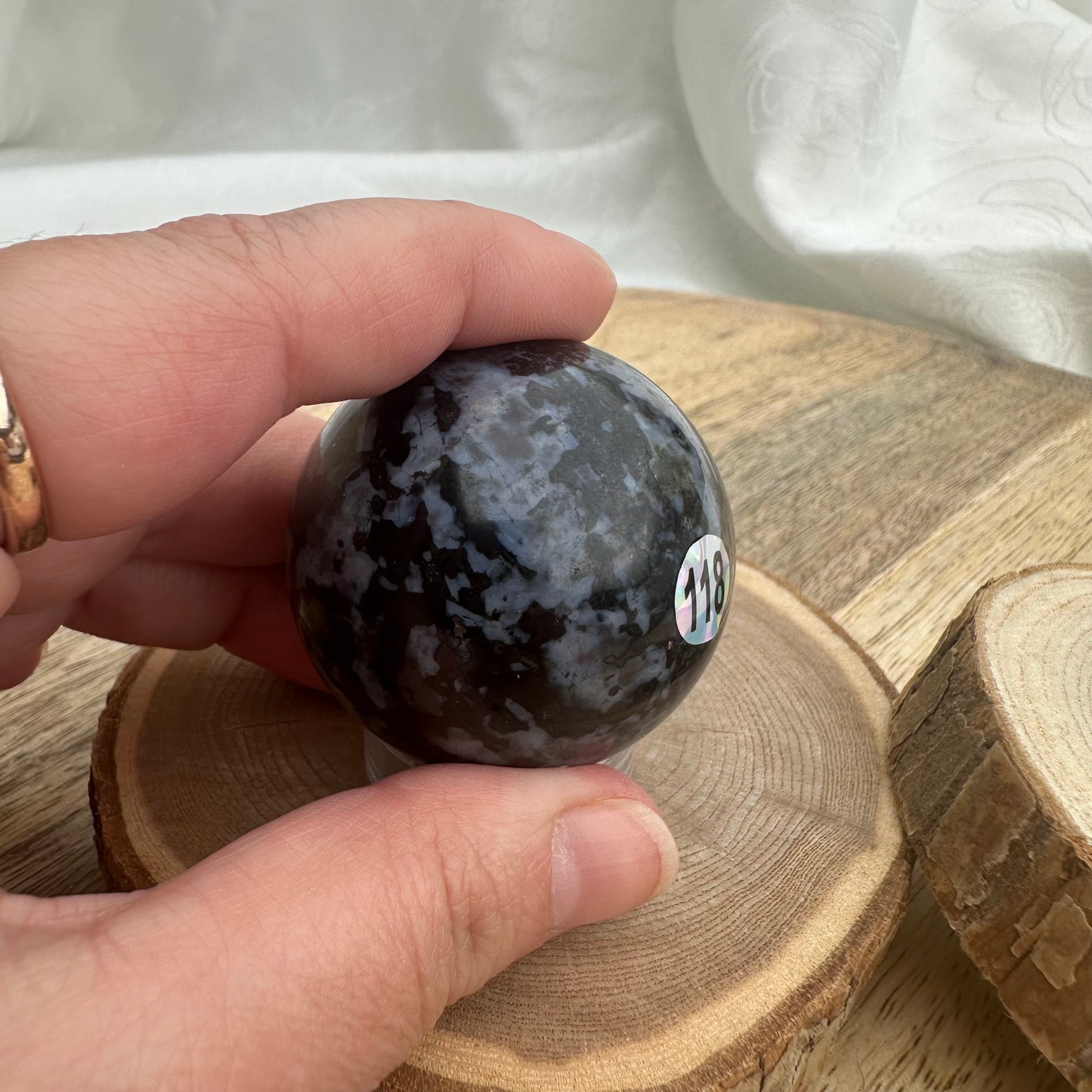 Sphere Gabro – Force et Récupération Émotionnelle | Réf. 118