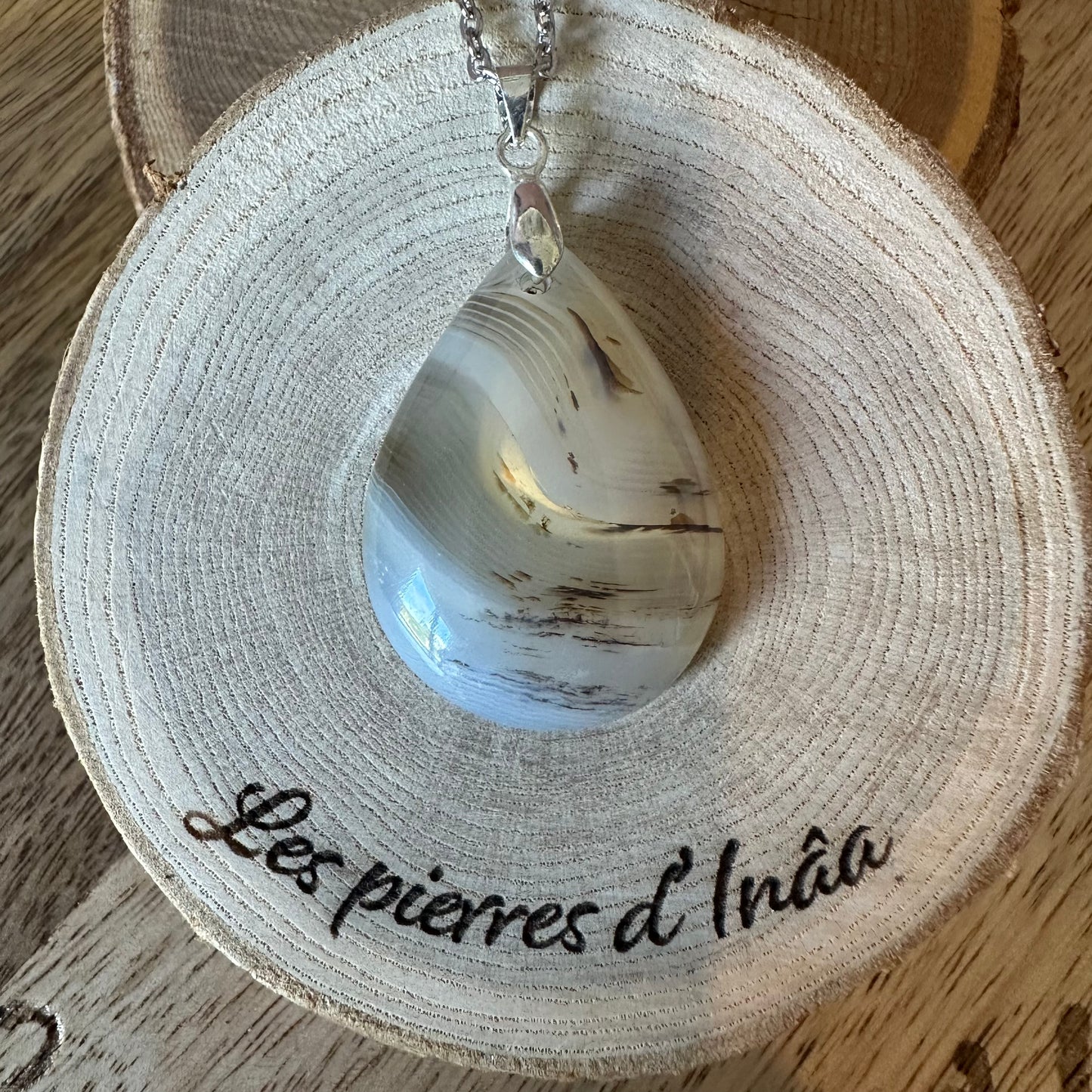 Pendentif Agate du Botswana – Optimisme, apaisement et estime de soi REF 96