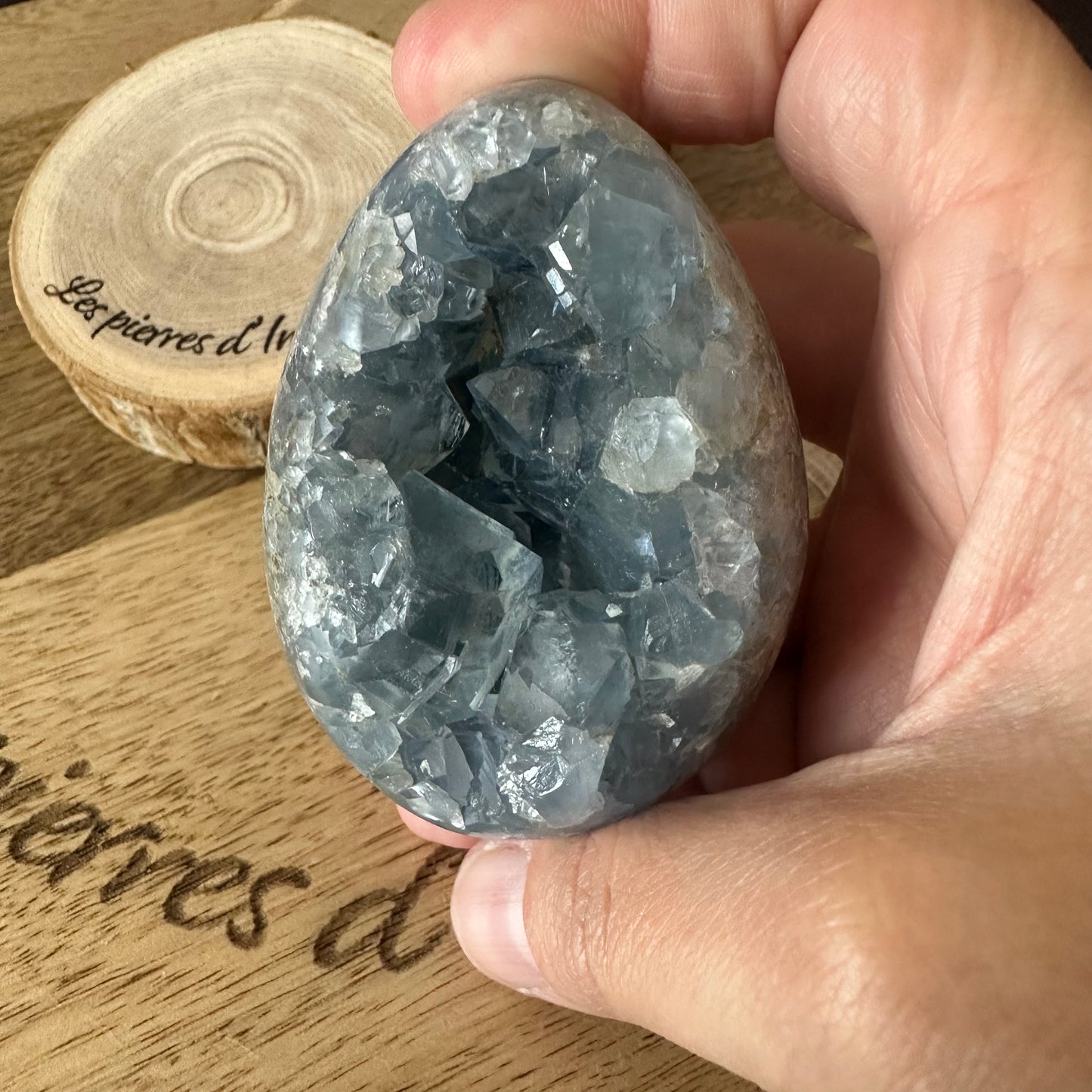 Oeuf Celestine – Pierre de Communication et d’Harmonie - REF 196- 368 gr