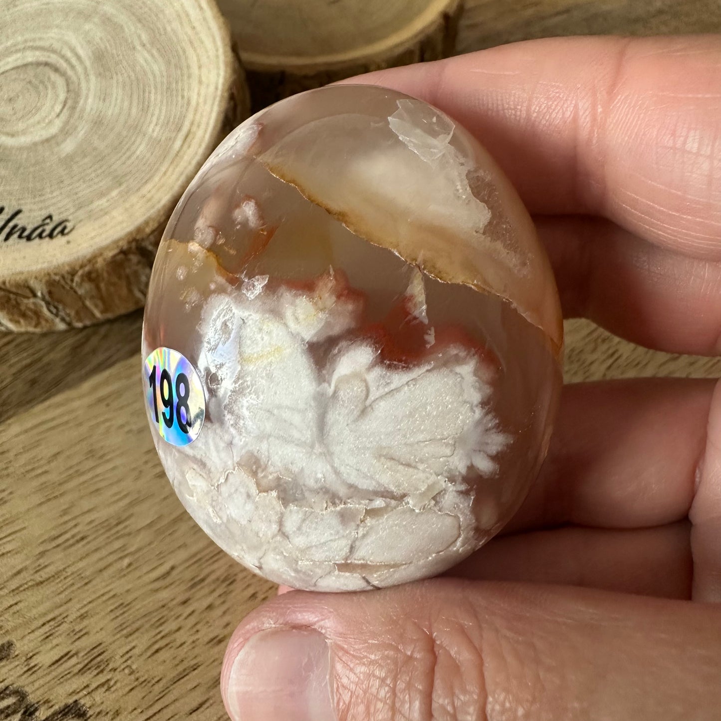 Galet Agate Fleur de Cerisier – Douceur, apaisement et positivité – REF 198 (132 gr)