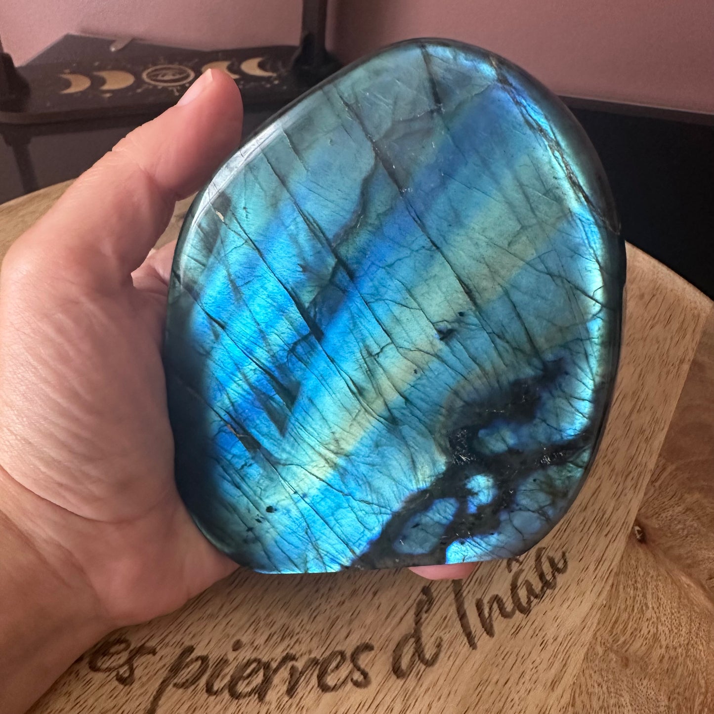 Forme Libre Labradorite – Protection, Intuition et Équilibre Émotionnel – REF 221 (789 gr)