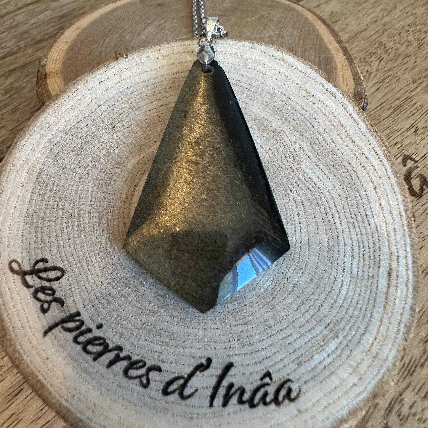 Pendentif en Obsidienne Dorée – Pierre de libération émotionnelle et d’ancrage puissant | Réf. 229