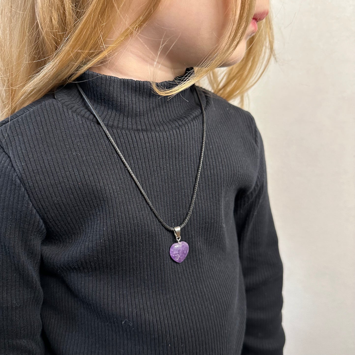 Pendentif Cœur Améthyste (Qualité A) – Sérénité, sagesse et apaisement émotionnel