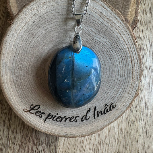 Pendentif Labradorite  – Protection, Intuition et Bouclier énergétique (REF 207)