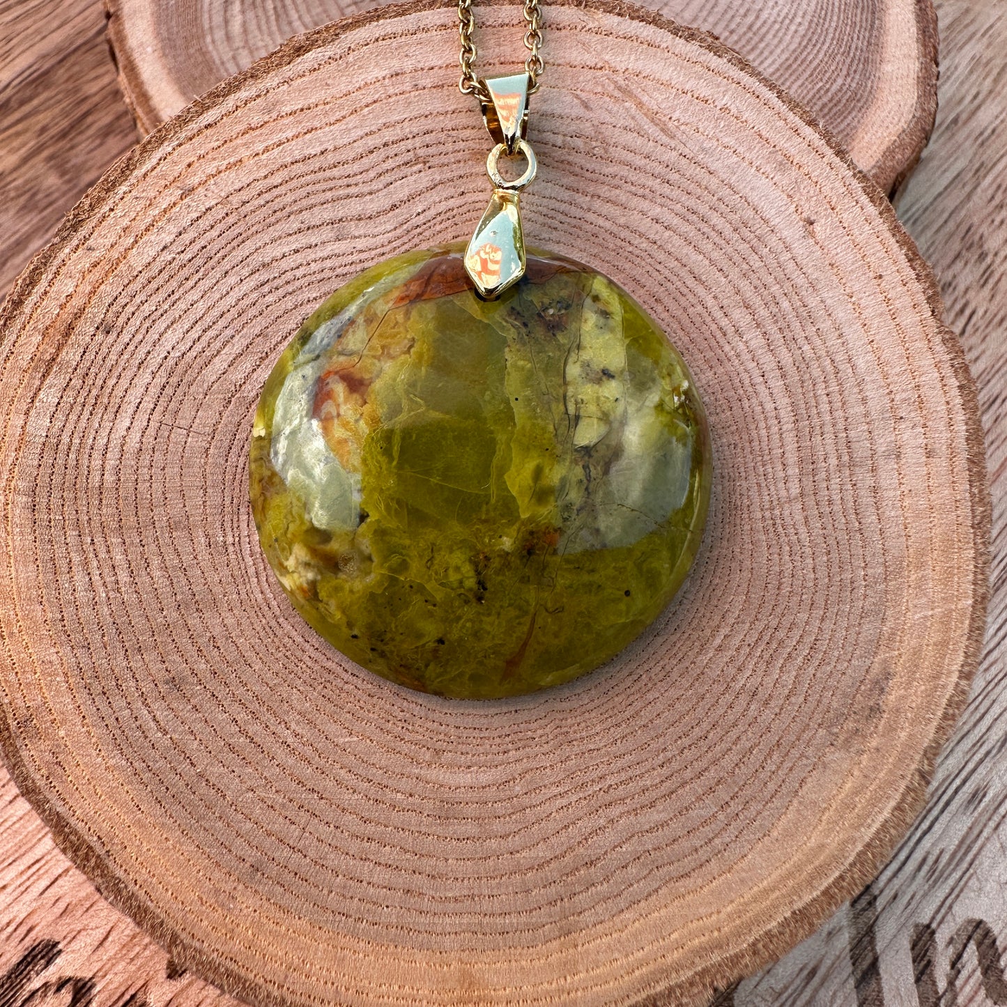Pendentif Opale verte – Émotions, Lâcher-prise et Éveil énergétique (REF 50)