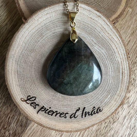 Pendentif Labradorite  – Protection, Intuition et Bouclier énergétique (REF 272)