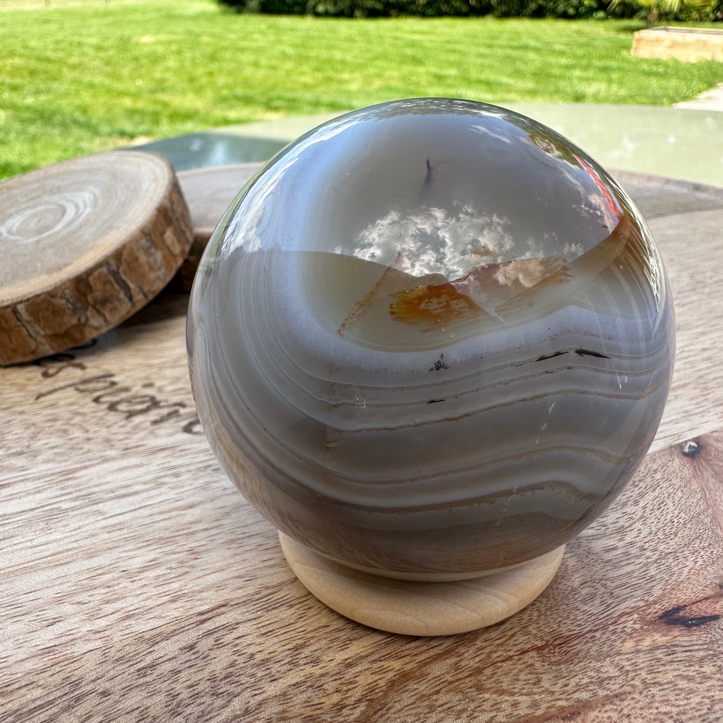 Sphère Agate – Joie de vivre et Optimisme - REF: 103 402gr