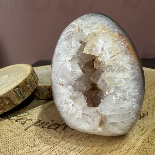 Géode d’Améthyste sur Agate – Sérénité et Harmonie de votre espace - REF 193 (0,780 gr)