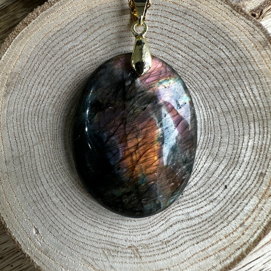 Pendentif Labradorite  – Protection, Intuition et Bouclier énergétique (REF 219)