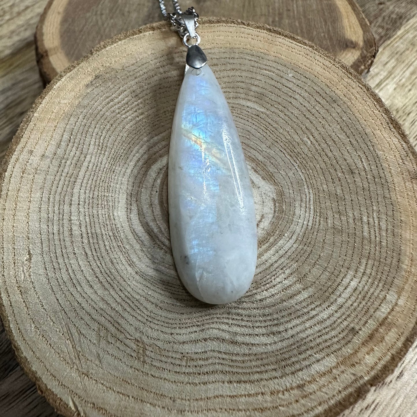 Pendentif en Péristérite – Pierre de confiance, d’intuition et de réparation émotionnelle | Réf.324