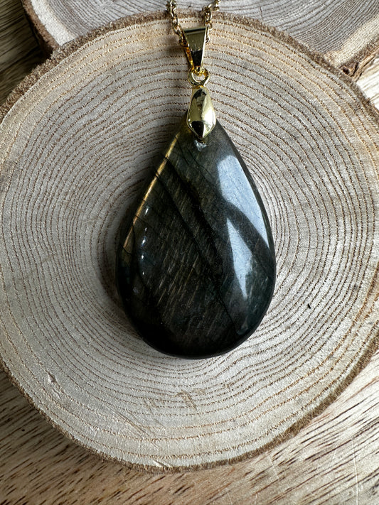 Pendentif Labradorite  – Protection, Intuition et Bouclier énergétique (REF 217)