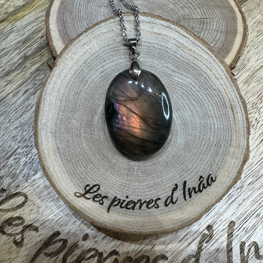 Pendentif Labradorite  – Protection, Intuition et Bouclier énergétique (REF 133)
