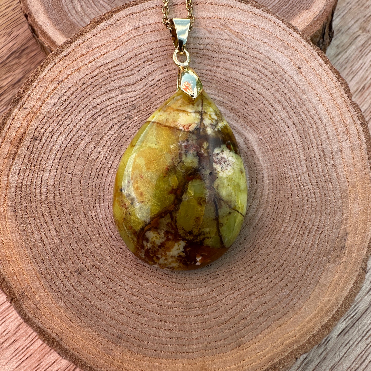 Pendentif Opale verte – Émotions, Lâcher-prise et Éveil énergétique (REF 73)
