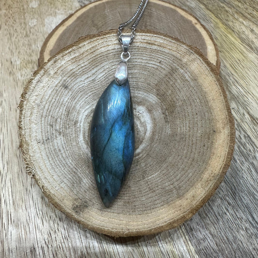 Pendentif Labradorite – REF 61 – Protection, Intuition et Équilibre émotionnel