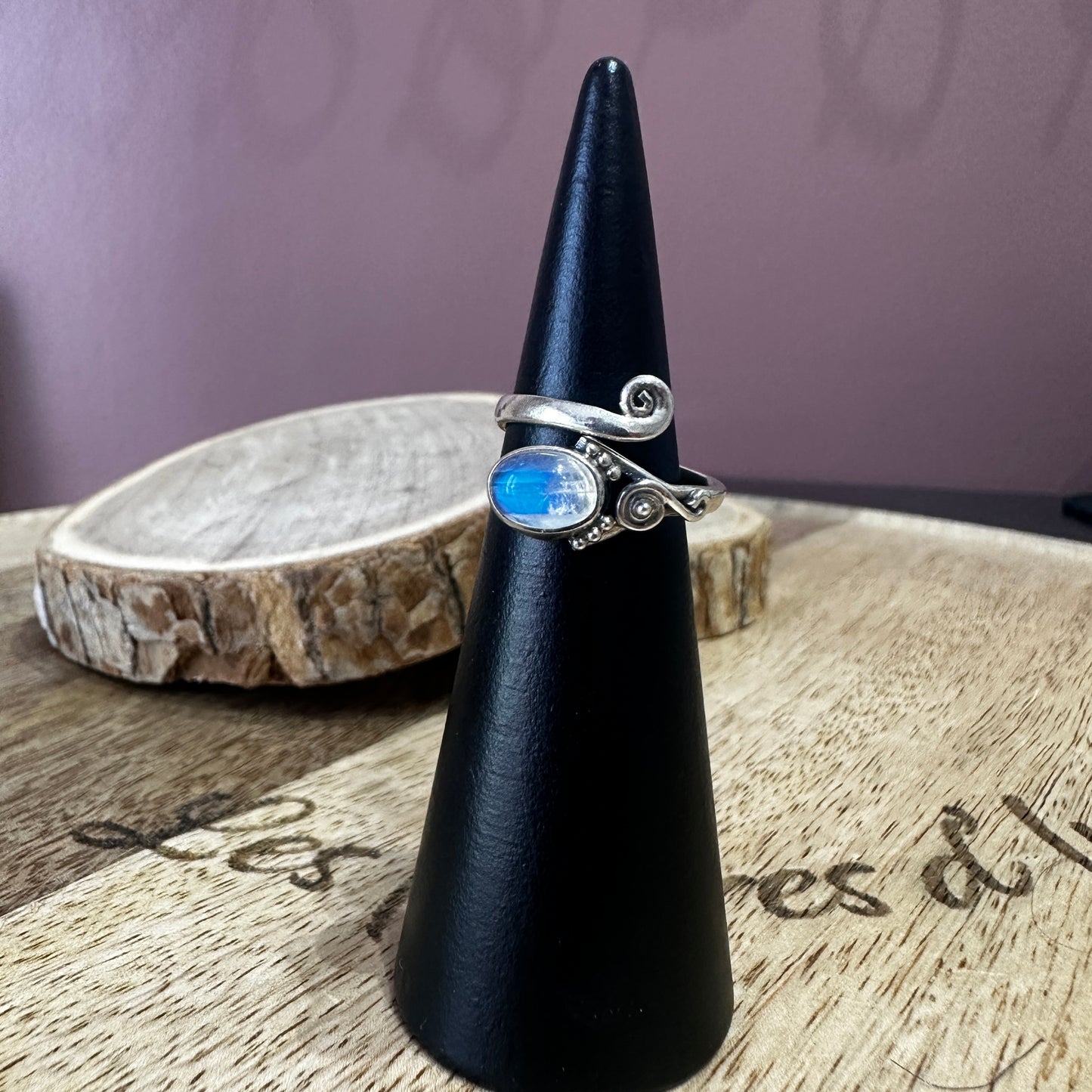 Bague argent 925 en Péristérite – Pierre de confiance, d’intuition et de réparation émotionnelle | (Modèle arabesque)