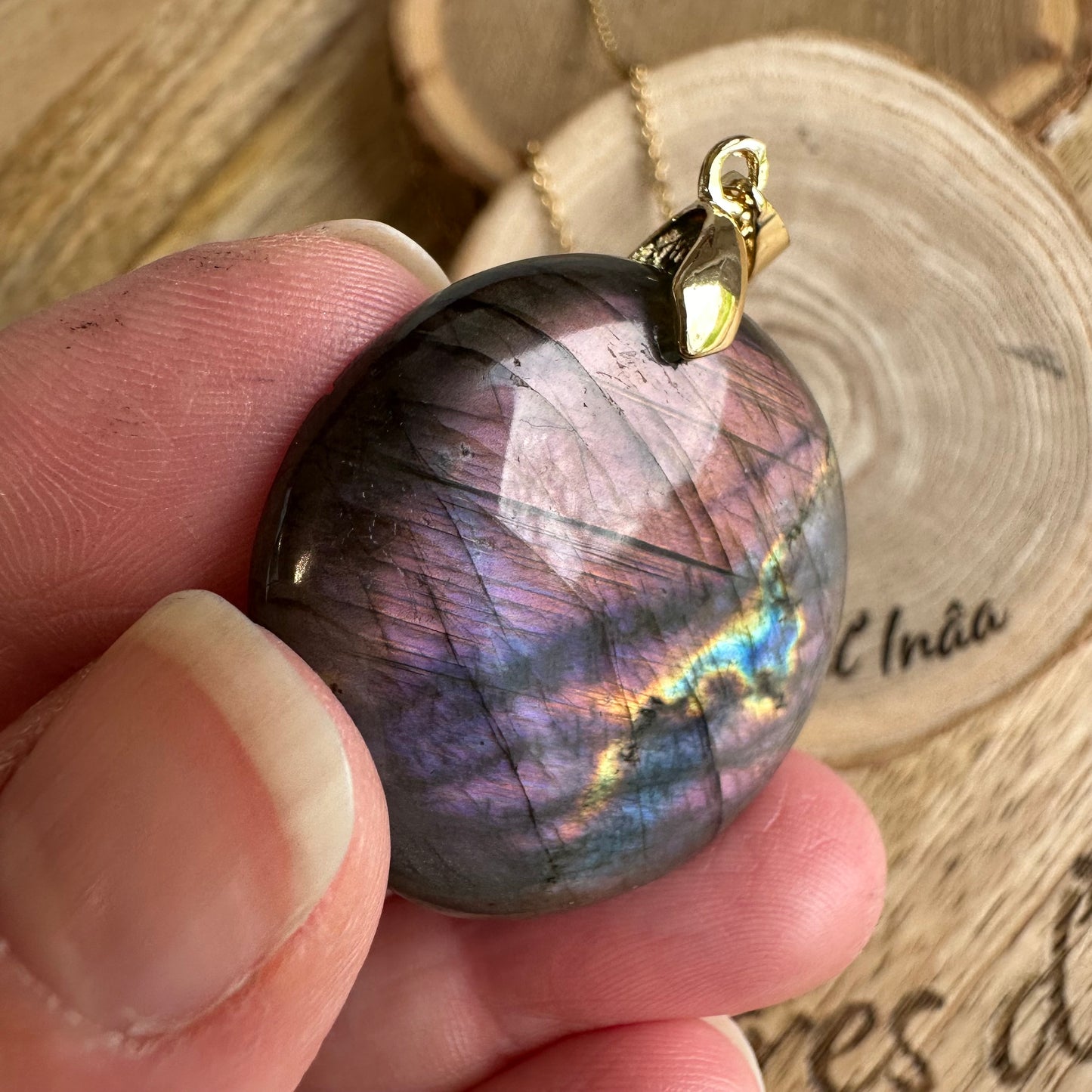 Pendentif Labradorite  – Protection, Intuition et Bouclier énergétique (REF 475)