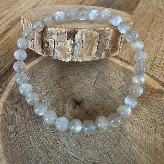 Bracelet Pierre de Lune Grise 6mm (Qualité AA+) – Équilibre, Féminité & Intuition