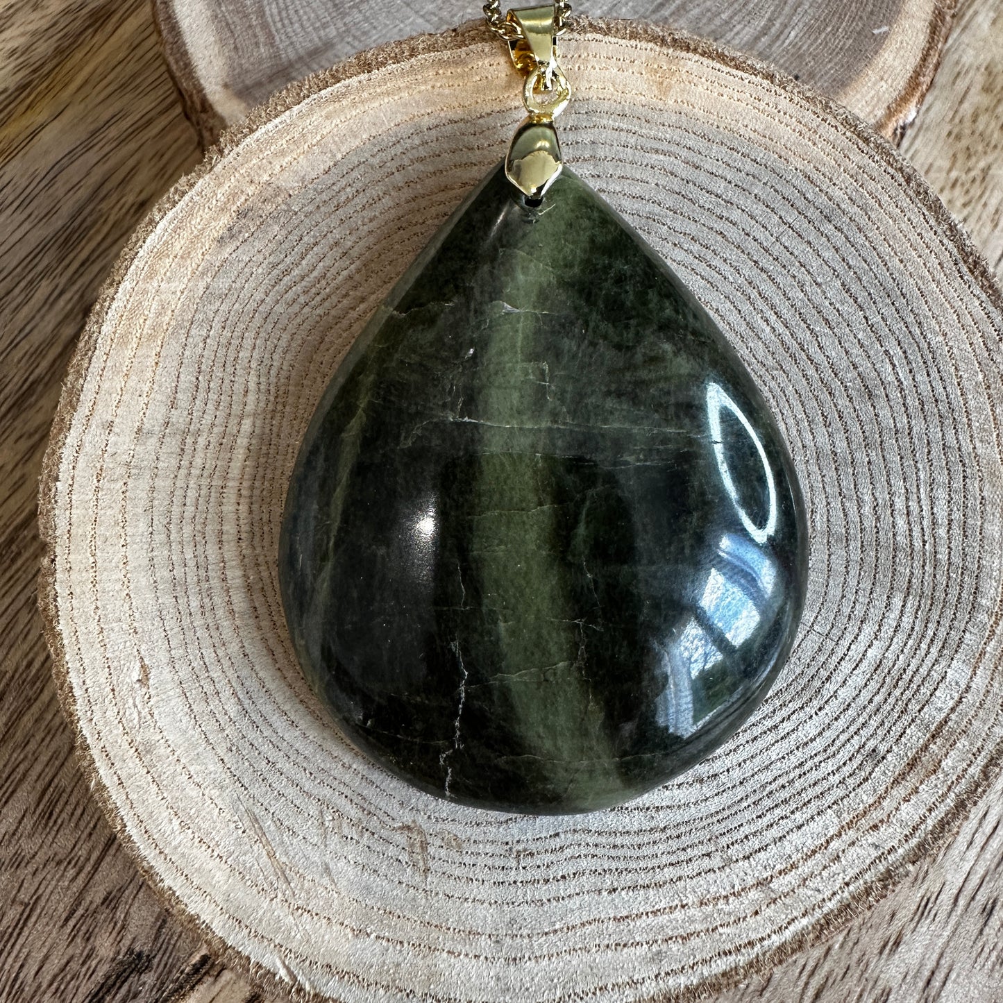 Pendentif Diopside Vert – Guérison, Régénération & Amour de soi - REF: REF 170
