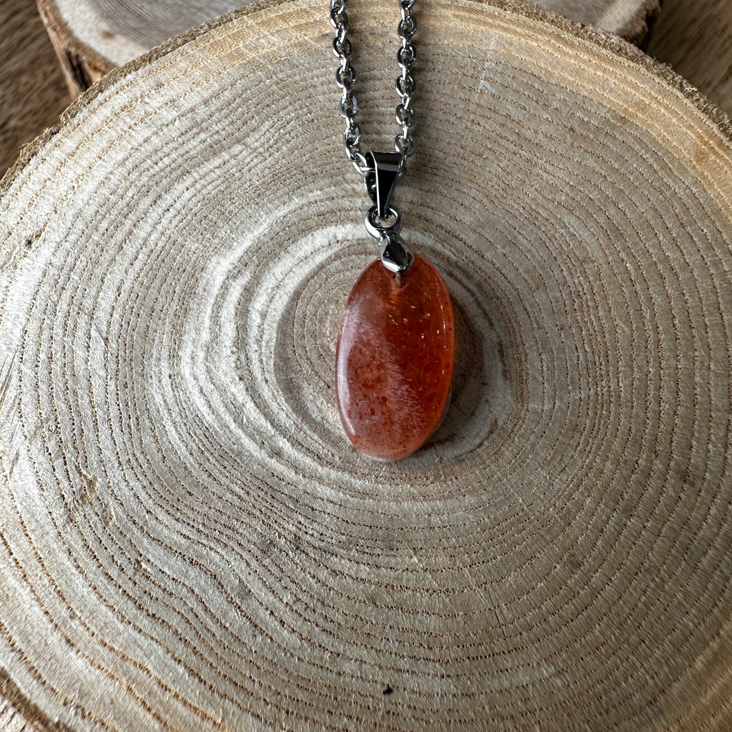 Pendentif Pierre de Soleil 6mm – Joie de vivre, estime de soi et affirmation rèf: 189