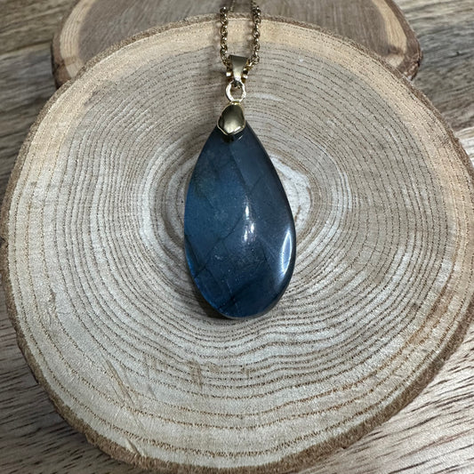 Pendentif Labradorite  – Protection, Intuition et Bouclier énergétique (REF 331)