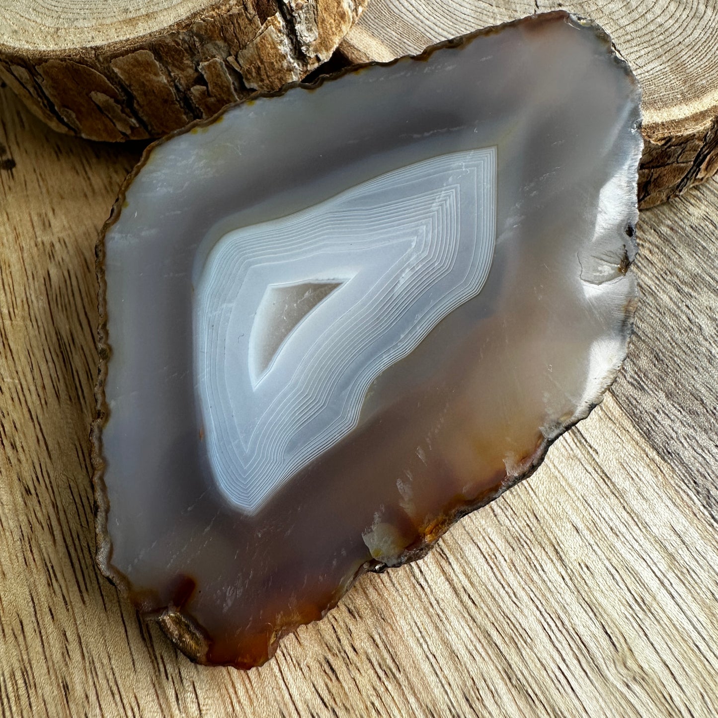 Sphère Agate – Joie de vivre et Optimisme - REF: 198