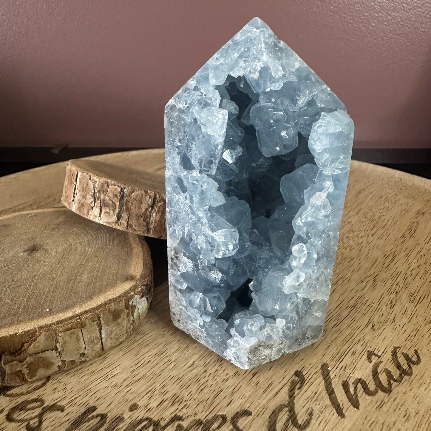 Pointe Celestine – Pierre de Communication et d’Harmonie - REF 296- 536 gr