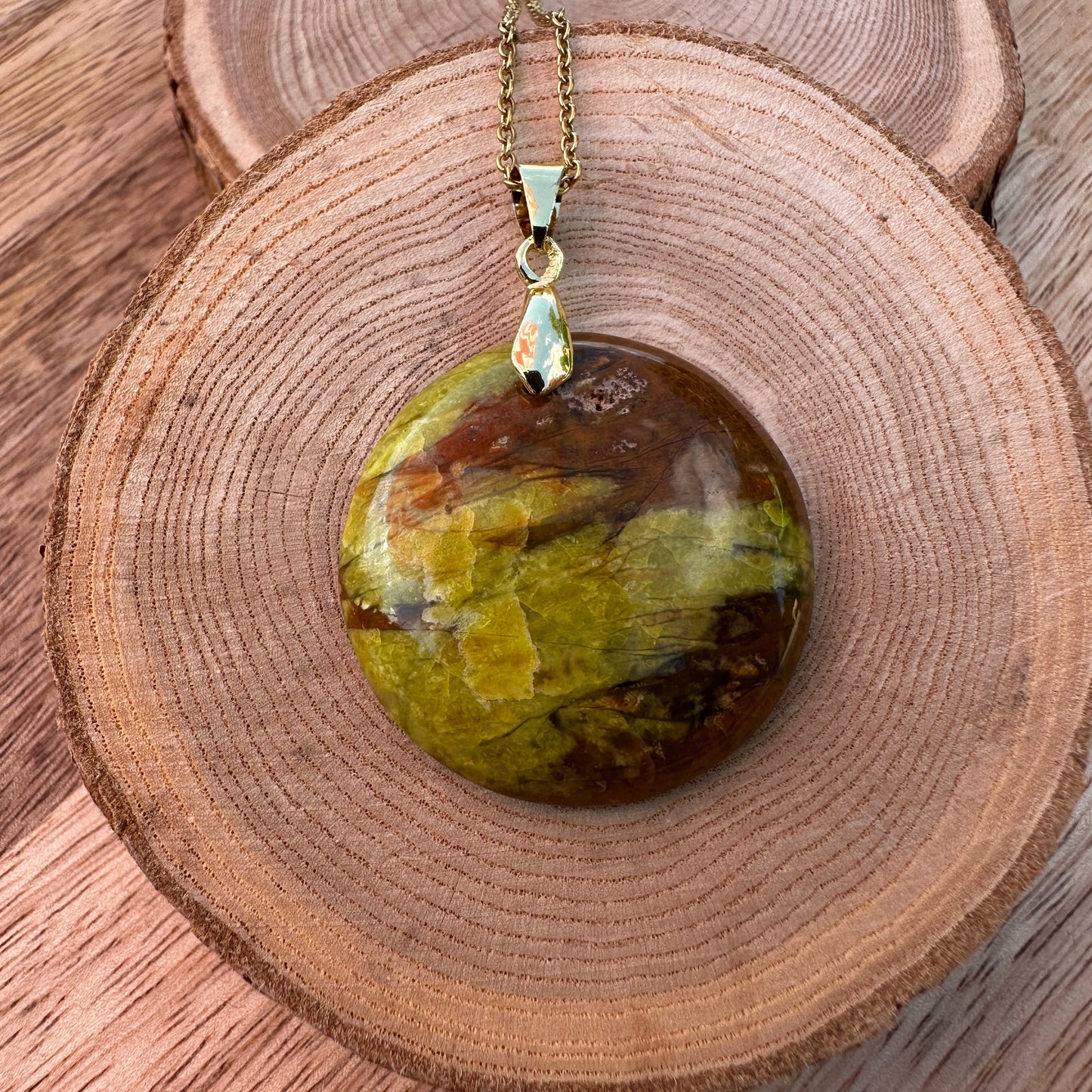 Pendentif Opale verte – Émotions, Lâcher-prise et Éveil énergétique (REF 52)