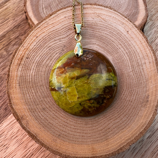 Pendentif Opale verte – Émotions, Lâcher-prise et Éveil énergétique (REF 52)