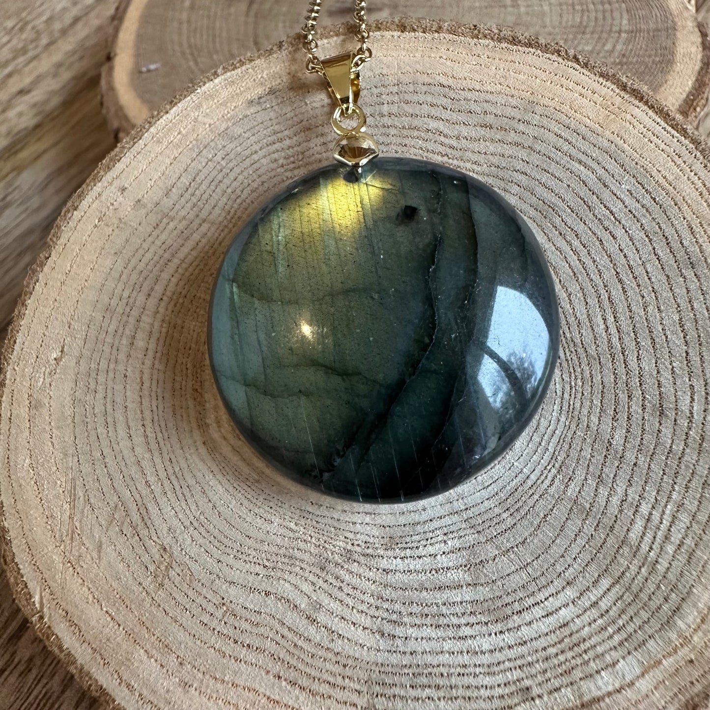 Pendentif Labradorite  – Protection, Intuition et Bouclier énergétique (REF 349)